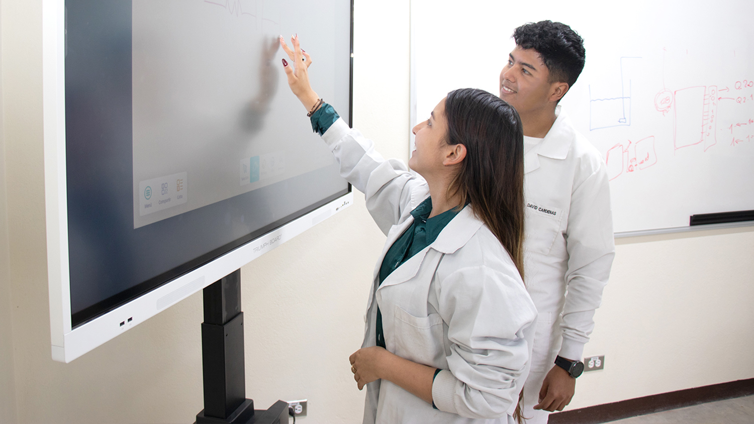 Smart Laboratorio de Procesos Industriales y Logísticos