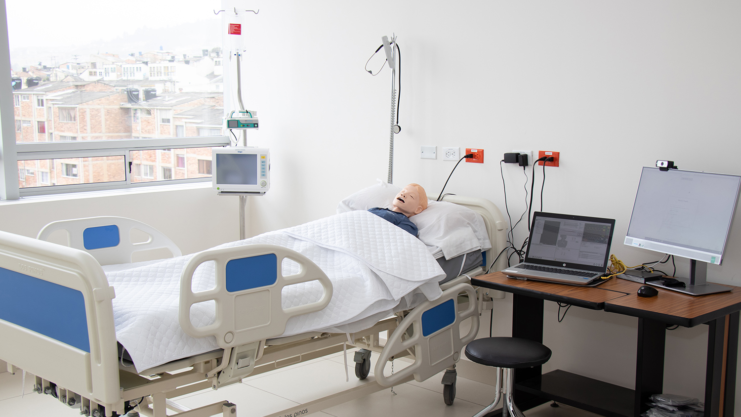 Clínica de Simulación UCI Pediátrica